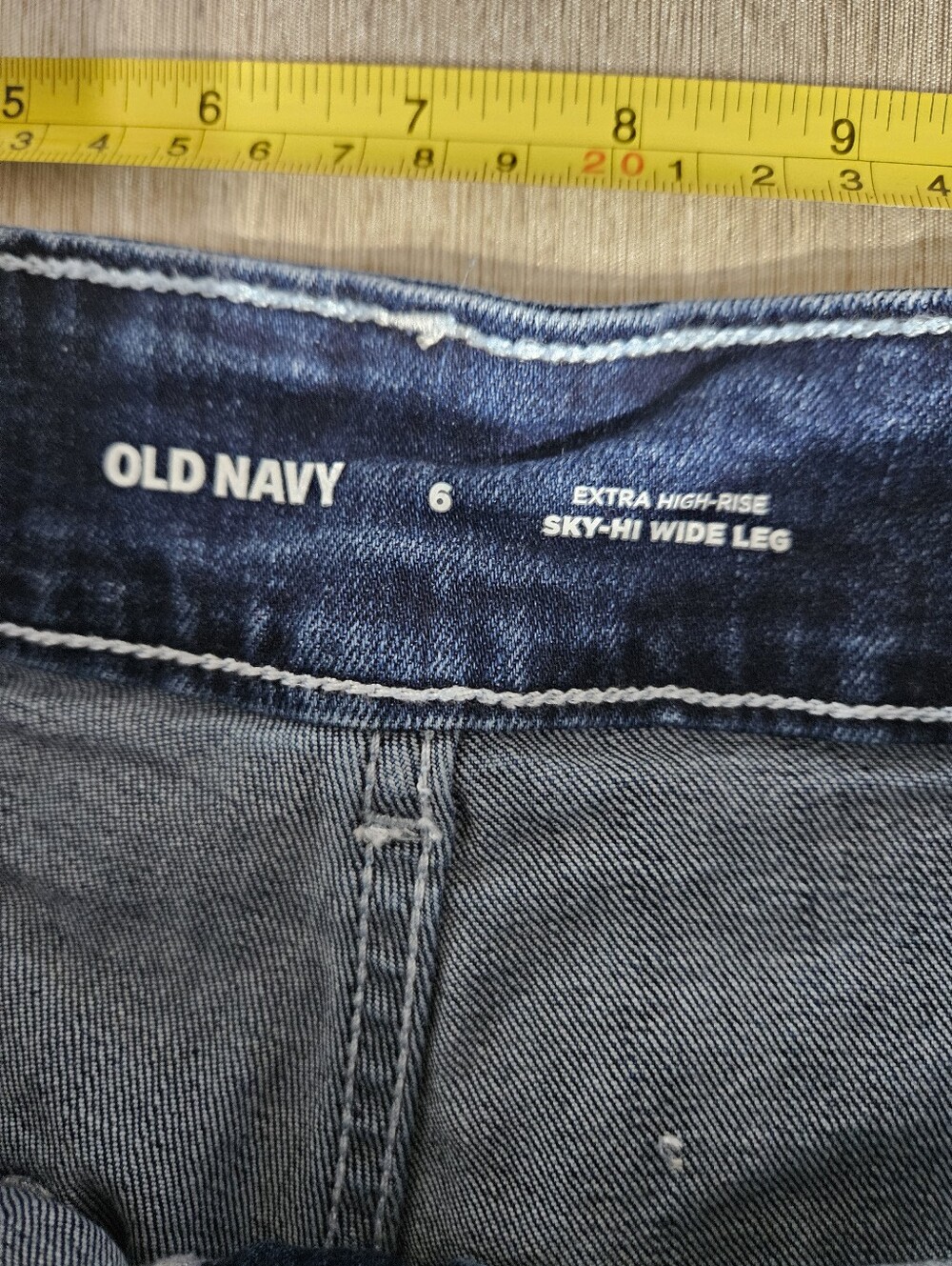 Old Navy Extra High Rise Wide Leg Jeans Size 6 - Picture 4 of 6